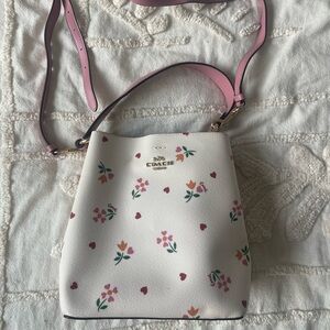 COACH Floral Town Bucket Bag with crossbody strap